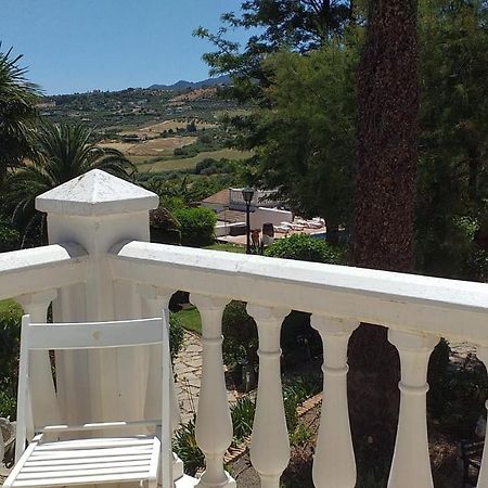 לינה וארוחת בוקר Alhaurín el Grande Cortijo Andaluz מראה חיצוני תמונה