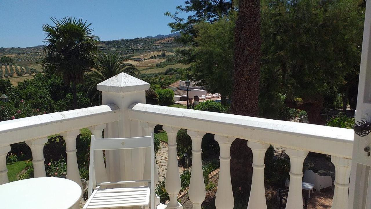 לינה וארוחת בוקר Alhaurín el Grande Cortijo Andaluz מראה חיצוני תמונה